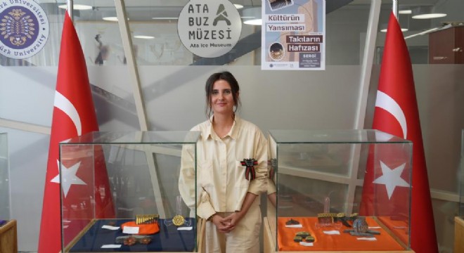 Tarihi metale işledi