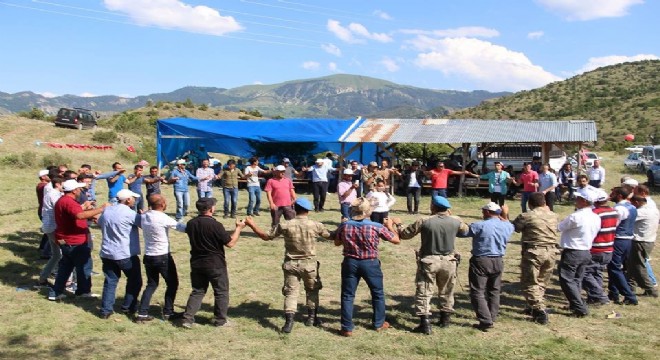 Taşlıköylüler piknik gününde buluştu