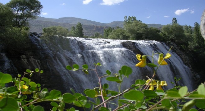 Tortum Şelalesi dünya turizmine açılıyor