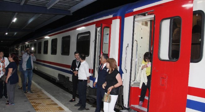 Turistik Doğu Ekspresi Erzurum'daydı