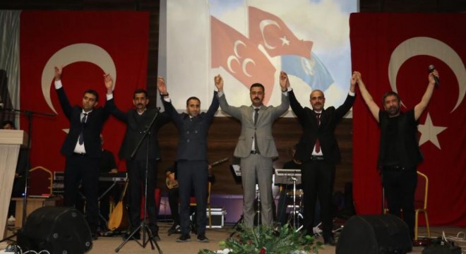 Ülkü Ocakları'ndan Öztunç ve Yılmaz konseri