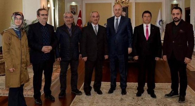 Vali Azizoğlu'na ERİHDER Brifingi