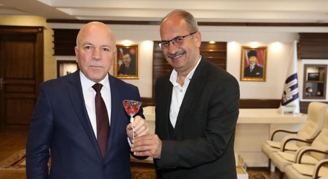 Yetimoğlu'ndan ‘horoz şekeri' nostaljisi