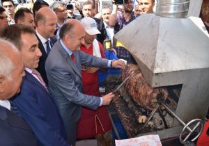 'Erzurum millete güç katan bir il'