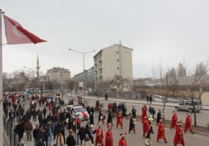 Mehter çaldı, atlılar yürüdü…