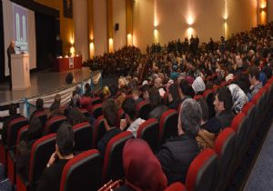 Sekmen: ‘Tarihimizden ibret almalıyız'