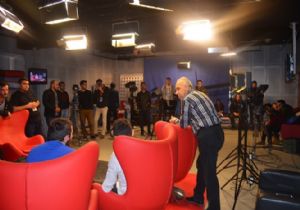 Yönetmen Savcı bu kez kürsüye çıktı